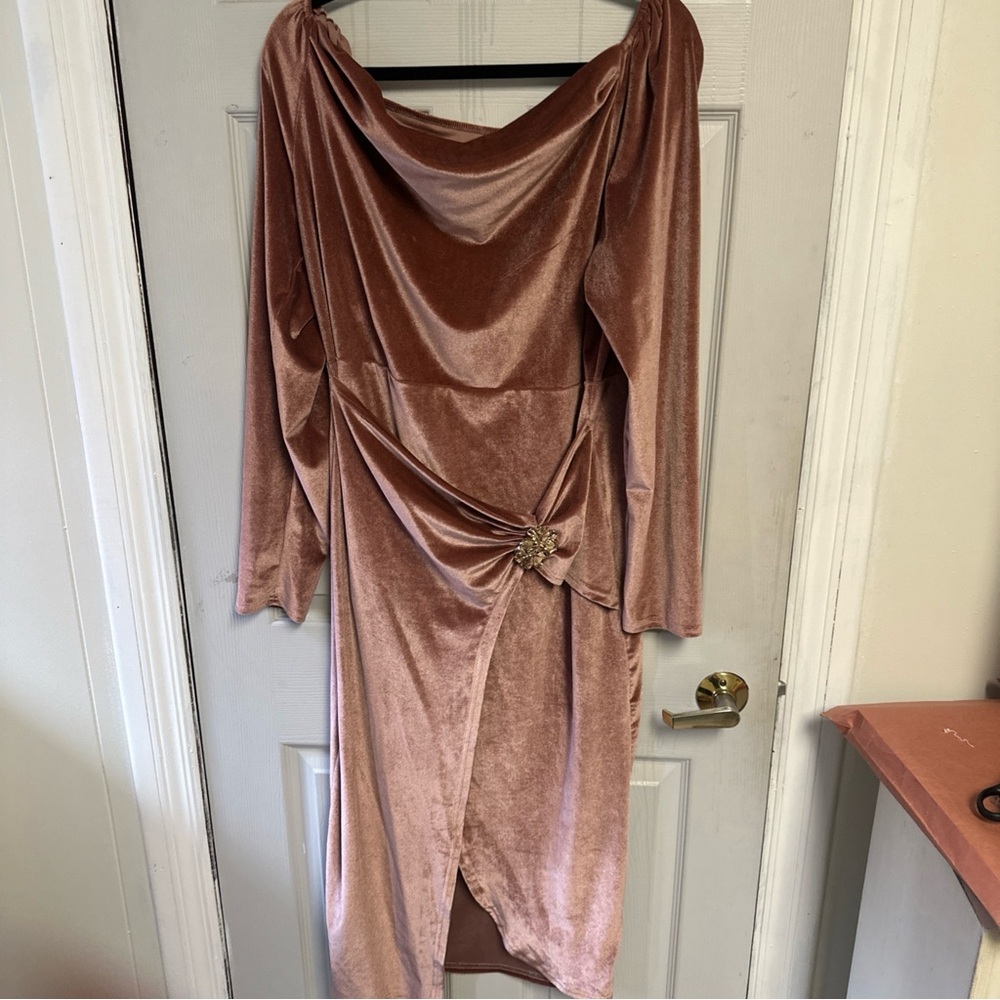 Rose Gold Velvet Long-Sleeve Draped Midi Dress